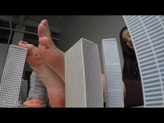 giantess anastasia - tiny city foot play