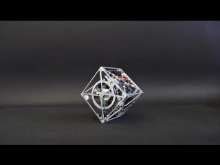 cube that keeps balance in any position