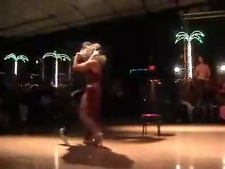 bachata.